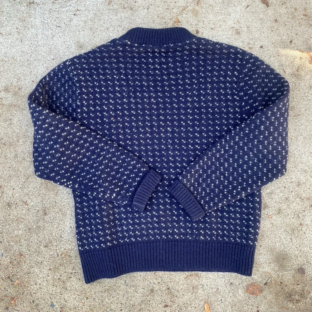 Vintage Eddie Bauer FIsherman's Sweater 100% Wool M/L Navy Blue Distressed Cozy - Picture 8 of 8